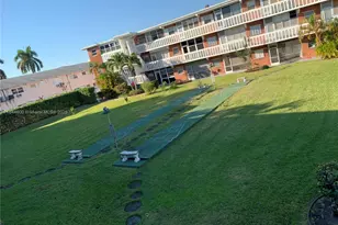 141 NE 10th Ave, Hallandale Beach, FL 33009 - Photo 57