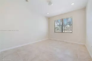 11084 SW 237th Ln, Homestead, FL 33032 - Photo 7