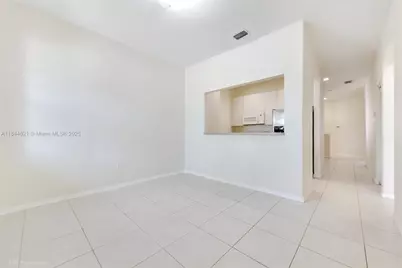 11084 SW 237th Ln, Homestead, FL 33032 - Photo 9