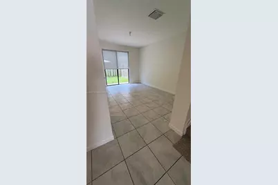 11432 SW 252nd St, Homestead, FL 33032 - Photo 7