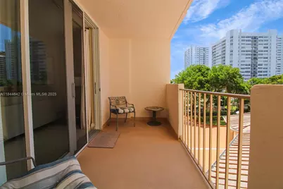 1865 S Ocean Dr #4H, Hallandale Beach, FL 33009 - Photo 15