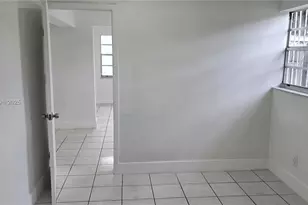 699 W 14th St, Hialeah, FL 33010 - Photo 21