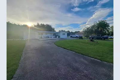 27220 SW 164th Ct, Homestead, FL 33031 - Photo 1