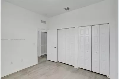 643 NE 191st Ter, Miami, FL 33179 - Photo 31