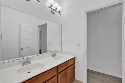643 NE 191st Ter, Miami, FL 33179 - Photo 35
