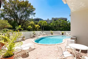77 Crandon Blvd, Key Biscayne, FL 33149 - Photo 37