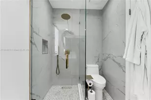 1826 Fairhaven Pl, Miami, FL 33133 - Photo 23