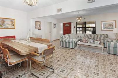 192 W 33rd St, Hialeah, FL 33012 - Photo 9