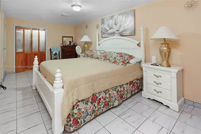 192 W 33rd St, Hialeah, FL 33012 - Photo 15
