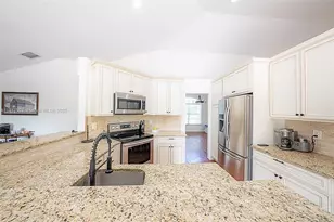 938 SW 149th Terrace, Sunrise, FL 33326 - Photo 5