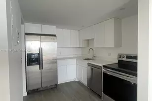 13499 Biscayne Blvd, North Miami, FL 33181 - Photo 9