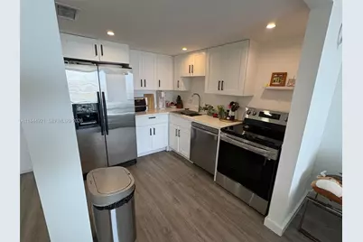 13499 Biscayne Blvd #902, North Miami, FL 33181 - Photo 7