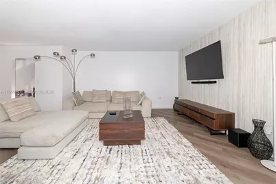 2750 NE 183rd St #1207, Aventura, FL 33160 - Photo 11