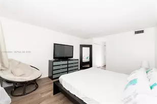 2750 NE 183rd St, Aventura, FL 33160 - Photo 19