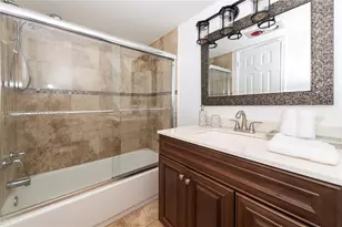 2750 NE 183rd St, Aventura, FL 33160 - Photo 11