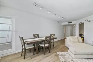 2750 NE 183rd St, Aventura, FL 33160 - Photo 11