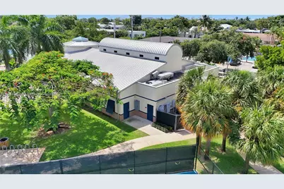 424 NE 27th Dr, Wilton Manors, FL 33334 - Photo 47