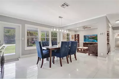 424 NE 27th Dr, Wilton Manors, FL 33334 - Photo 9