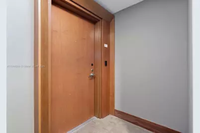 31 SE 5th St #2911, Miami, FL 33131 - Photo 33