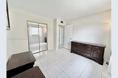 2145 Pierce St #122, Hollywood, FL 33020 - Photo 9