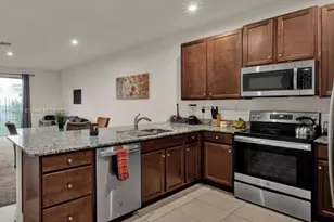 10859 SW 235th Ln, Miami, FL 33032 - Photo 3