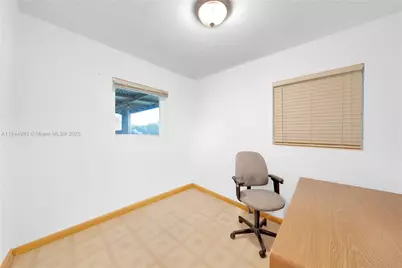 9880 Jamaica Dr, Cutler Bay, FL 33189 - Photo 27