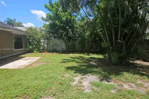 4582 Brook Dr, West Palm Beach, FL 33417 - Photo 13