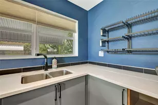 517 S 19th Ave, Hollywood, FL 33020 - Photo 5