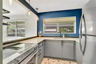 517 S 19th Ave, Hollywood, FL 33020 - Photo 3