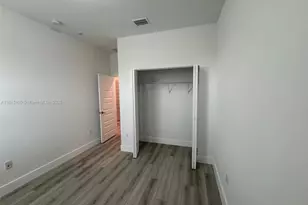 10461 NW 82nd St, Doral, FL 33178 - Photo 15