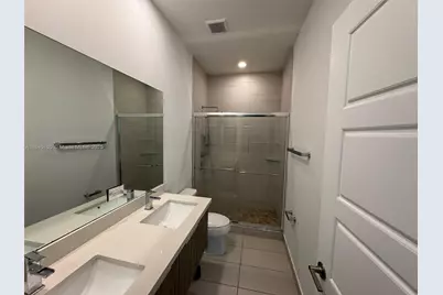 10461 NW 82nd St #6, Doral, FL 33178 - Photo 13