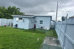2708 NW 22nd Ct, Miami, FL 33142 - Photo 3