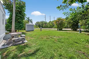 2430 SW 53rd St, Dania Beach, FL 33312 - Photo 31