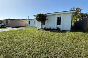 8981 NW 24th St, Sunrise, FL 33322 - Photo 3