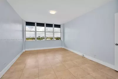 7441 Wayne Ave #15E, Miami Beach, FL 33141 - Photo 5