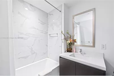 851 NE 1st Ave #1410, Miami, FL 33132 - Photo 17