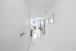 851 NE 1st Ave, Miami, FL 33132 - Photo 41