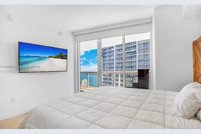 475 Brickell Ave #4909, Miami, FL 33131 - Photo 7