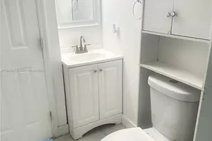 6120 Hayes St, Hollywood, FL 33024 - Photo 15