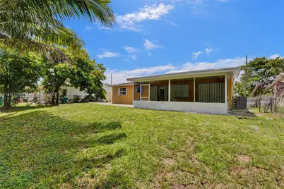 4331 NW 27th St, Lauderhill, FL 33313 - Photo 9