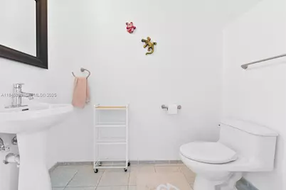 60 SW 13th St #3203, Miami, FL 33130 - Photo 13