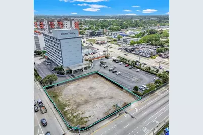 8028 NW 6th Ct, Miami, FL 33150 - Photo 3