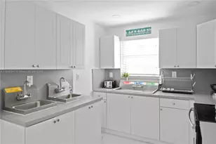 1310 SW 76th Ave, Miami, FL 33144 - Photo 23