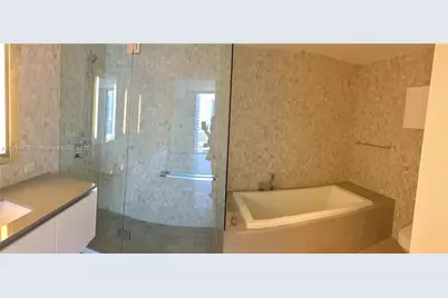 88 SW 7th St #2305, Miami, FL 33130 - Photo 9