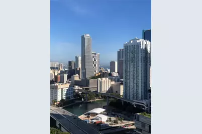88 SW 7th St #2603, Miami, FL 33130 - Photo 15