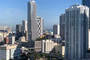88 SW 7th St, Miami, FL 33130 - Photo 15