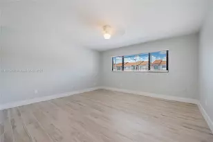 7424 SW 106th Pl, Miami, FL 33173 - Photo 9