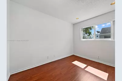 331 NW 101st Terrace, Pembroke Pines, FL 33026 - Photo 35