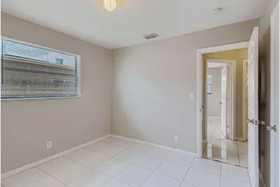 6750 NW 7th Ct, Margate, FL 33063 - Photo 13