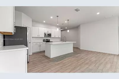 7503 Belleair Ave, Fort Pierce, FL 34951 - Photo 9